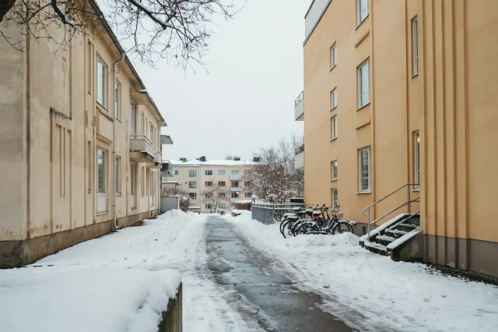 vad en brf b r t nka p vid sn r jning i solna